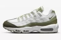 baskets nike air max 95 essential olive white fd0780-100